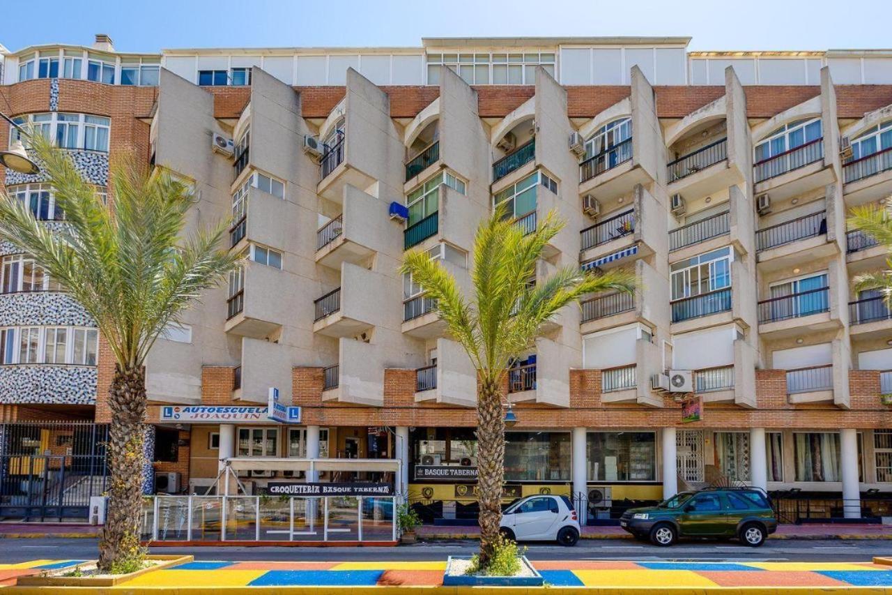 Studio Apartment Santana Habaneras - 05 At Beach With Garage, Pool And Lift Torrevieja Exteriör bild